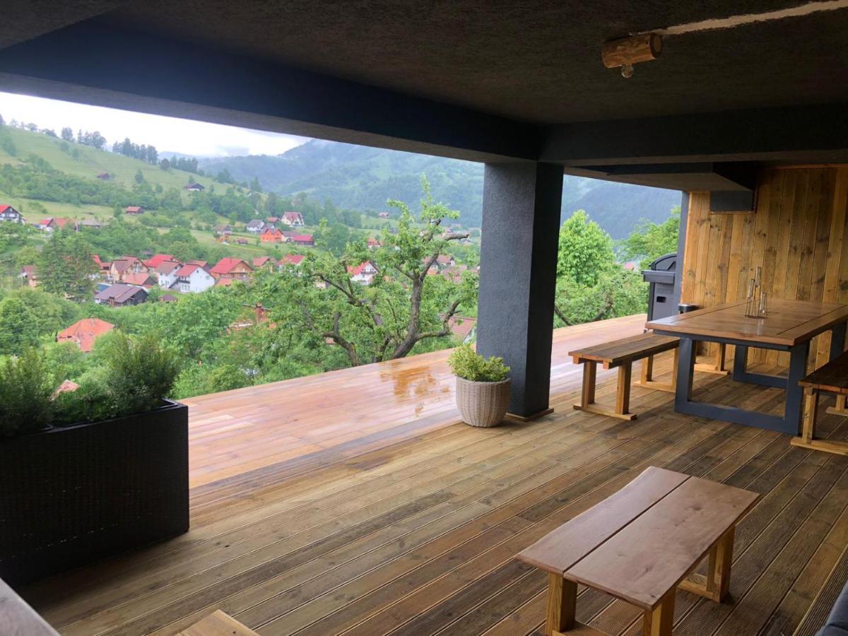 On Top Chalet Bran  Esterno foto